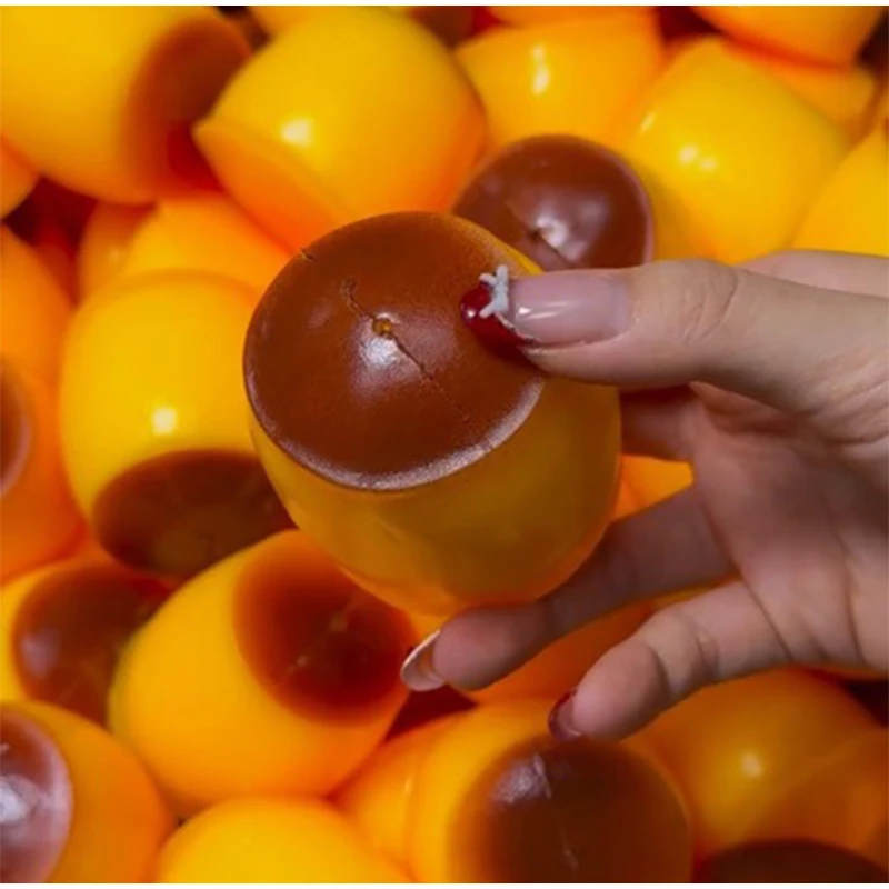 Knapperig karamelpudding knijp - Novelty Gifts recensie en prijs